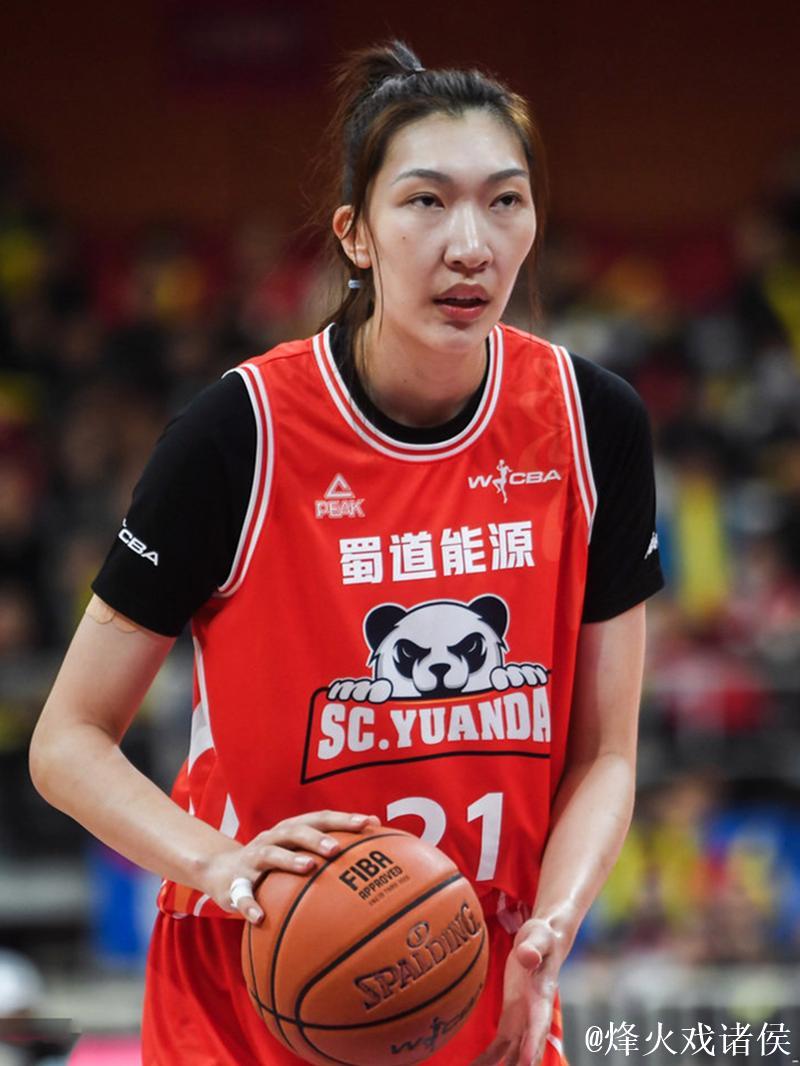 韩旭队友：韩旭为球队带来了很多观众，谁不喜欢看她打球呢