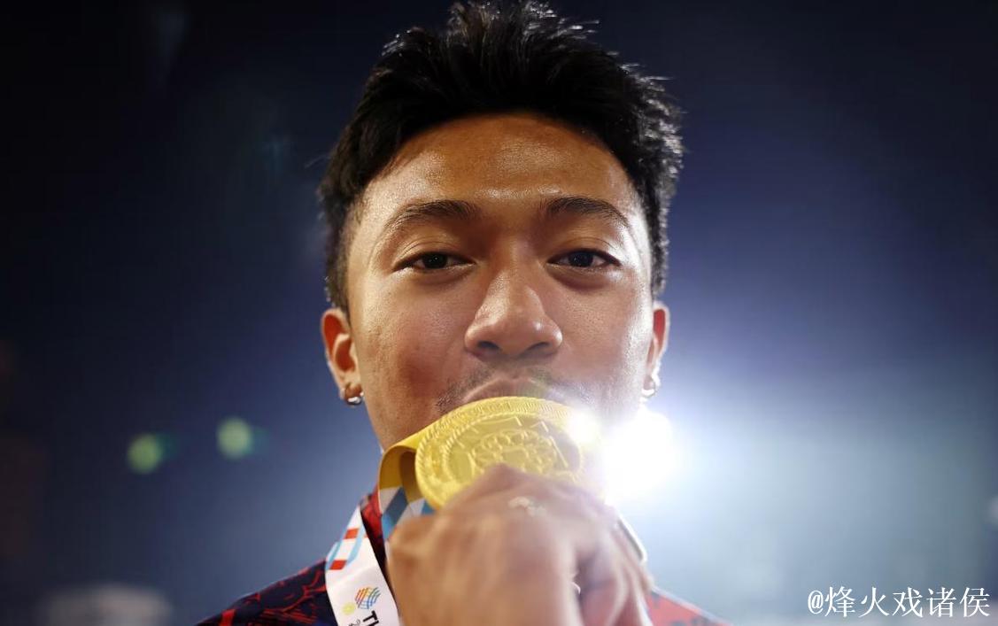 美国名帅宣布汶颂双主项!渴望200米爆发,欲打破谢震业亚洲纪录 美国名帅宣布汶颂双主项!渴望200米爆发,欲打破谢震业亚洲纪录